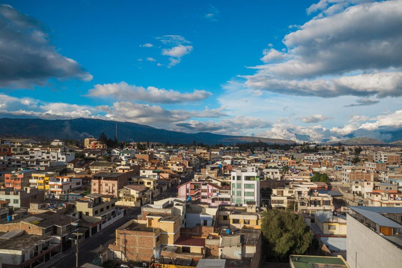 Apartmán Wanderlot - Departamento Leganza - Penthouse Lujoso Riobamba Exteriér fotografie